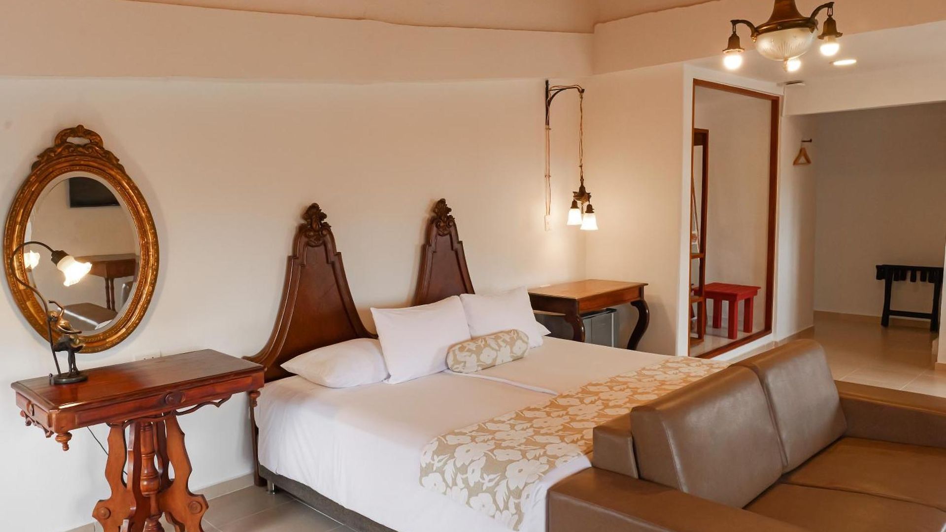 Hotel Kartaxa 4*