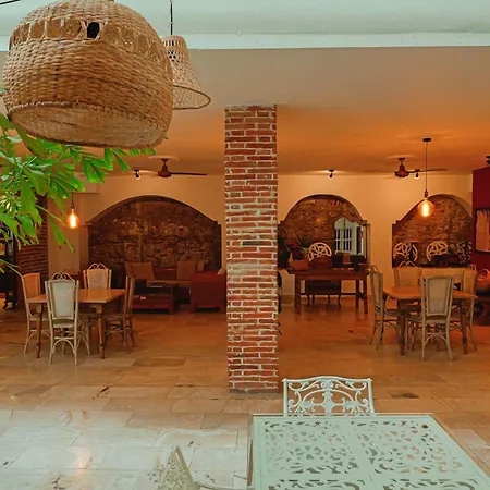 Kartaxa Hotel