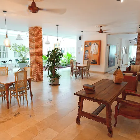 Hotel Kartaxa 4*