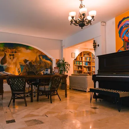 Kartaxa Hotel 4*