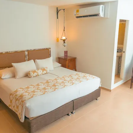 Kartaxa Hotel 4*